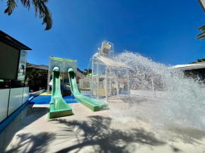 Turtle Beach 233 Surfers Paradise